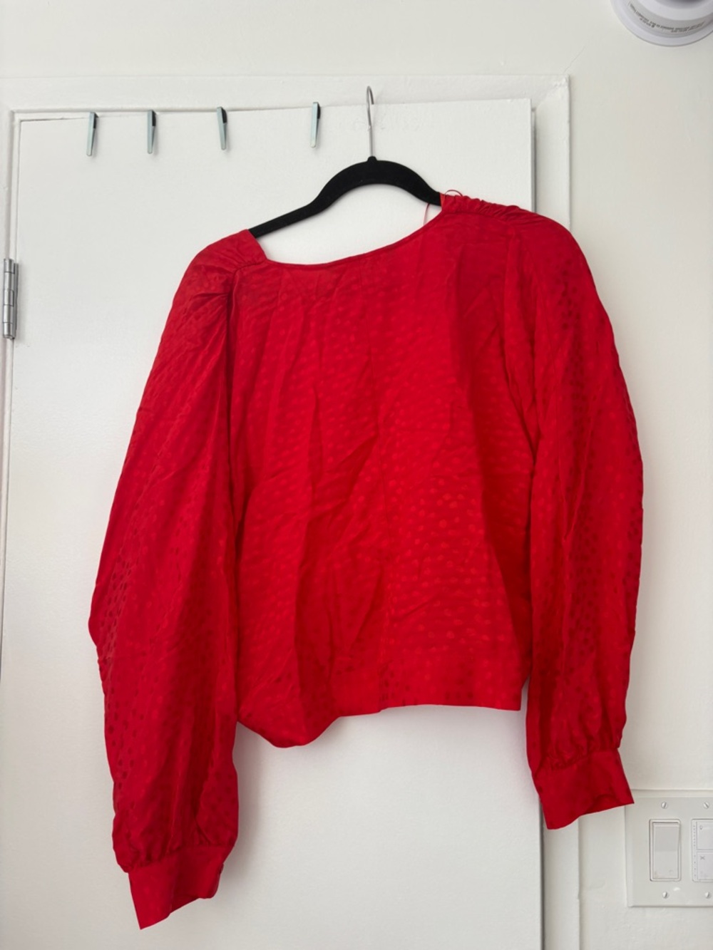 NWT Zara Bright Red V-Neck Cropped Balloon Sleeve Blouse - Picture 4 of 4